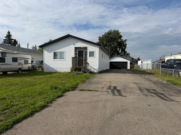 9908 E 103rd Ave, Grande Prairie County No. 1, AB T8X 5A2
