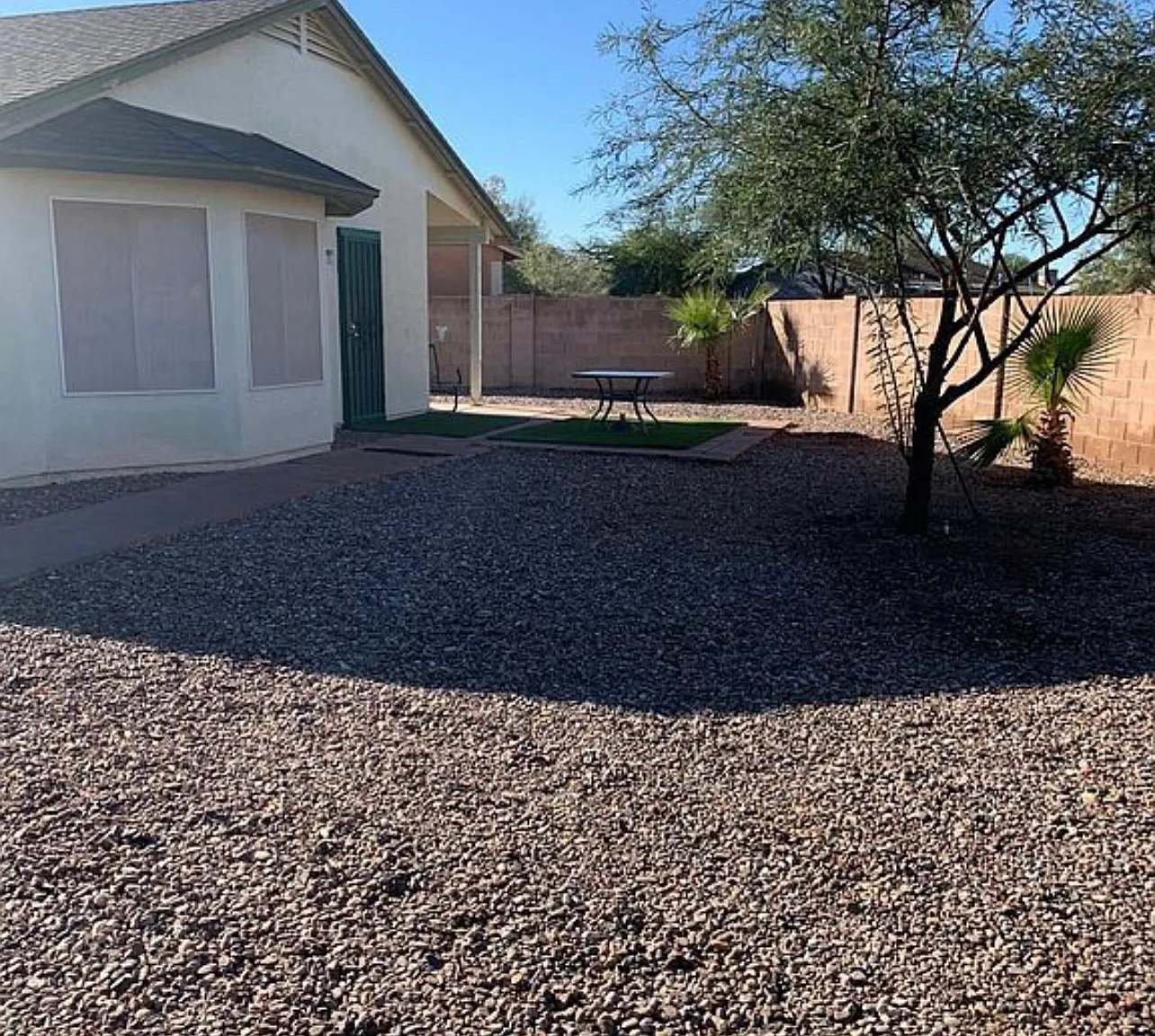 1861 N Center Ave — Photo 3
