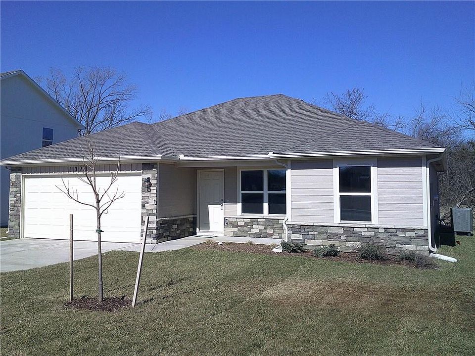 1st image of 1003 Redbud Dr