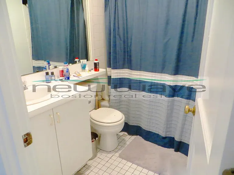 1750 Washington St #2 — Photo 14
