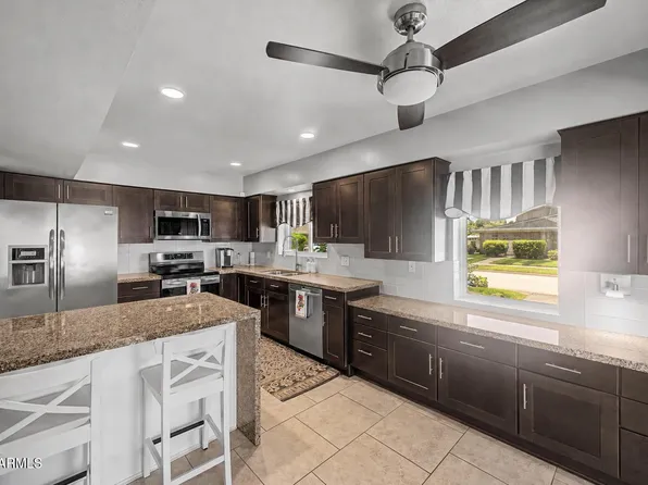 7335 N 11TH Street, Phoenix, AZ 85020