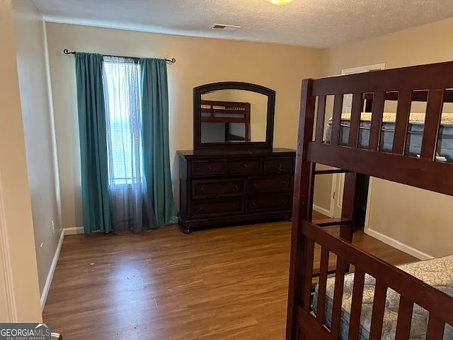 4393 English Loop — Photo 8
