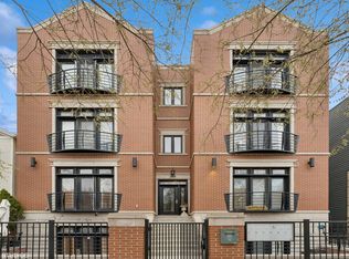 2114 W Erie St APT 2E, Chicago, IL 60612