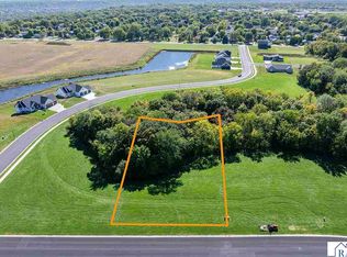 15 N Pointe Ct, Mankato, MN 56003