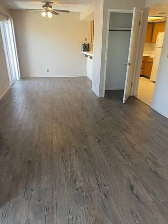2600 Chandler Ct — Photo 3