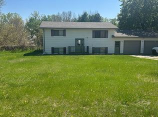 103 Jerry St, Yankton, SD 57078
