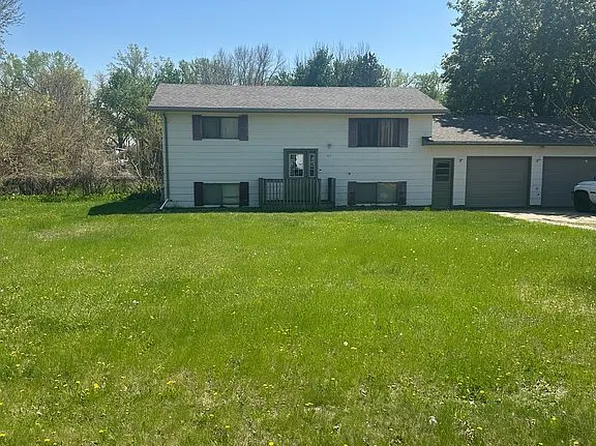 103 Jerry St, Yankton, SD 57078