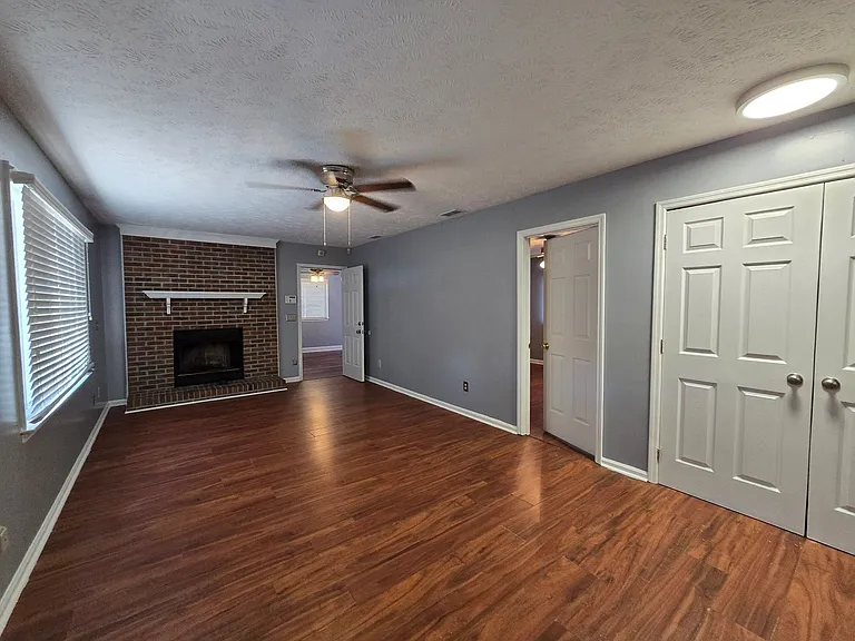 6957 Bone Creek Dr — Photo 5