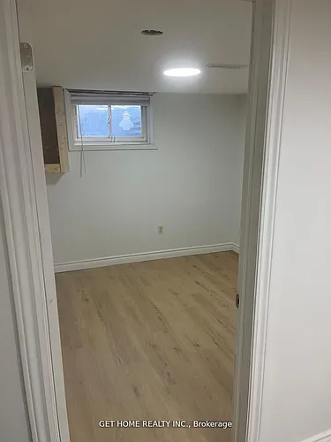 116 Southlawn Ave #BASEMENT Photo 1