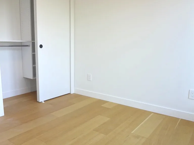 6485 Manitoba St #500 — Photo 8