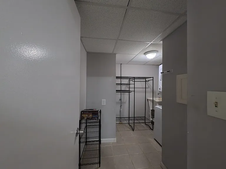 621 Ivy League Ln — Photo 36