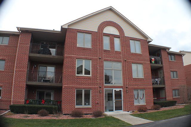 1st image of 11112 E Cove Cir Unit 1C
