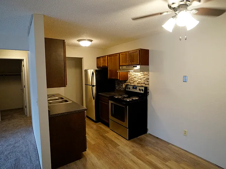 Silver Bell Apartments — Photo 22