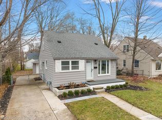 1548 N Bywood Ave, Clawson, MI 48017