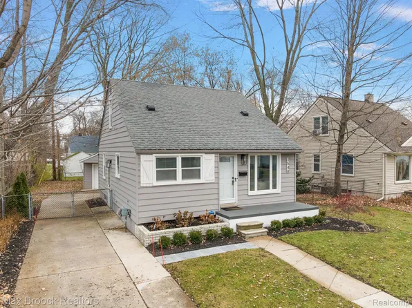 1548 N Bywood Ave, Clawson, MI 48017