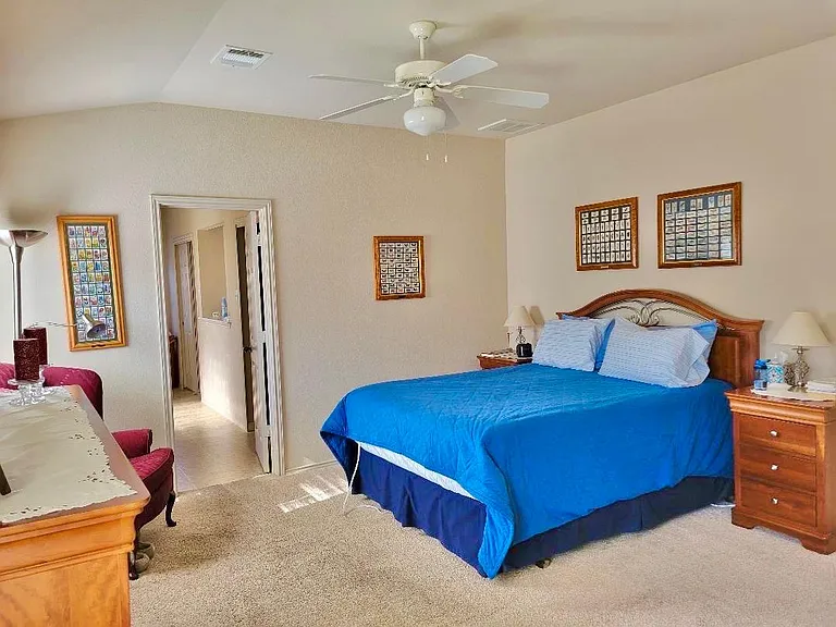 2203 Hazen Ln — Photo 6