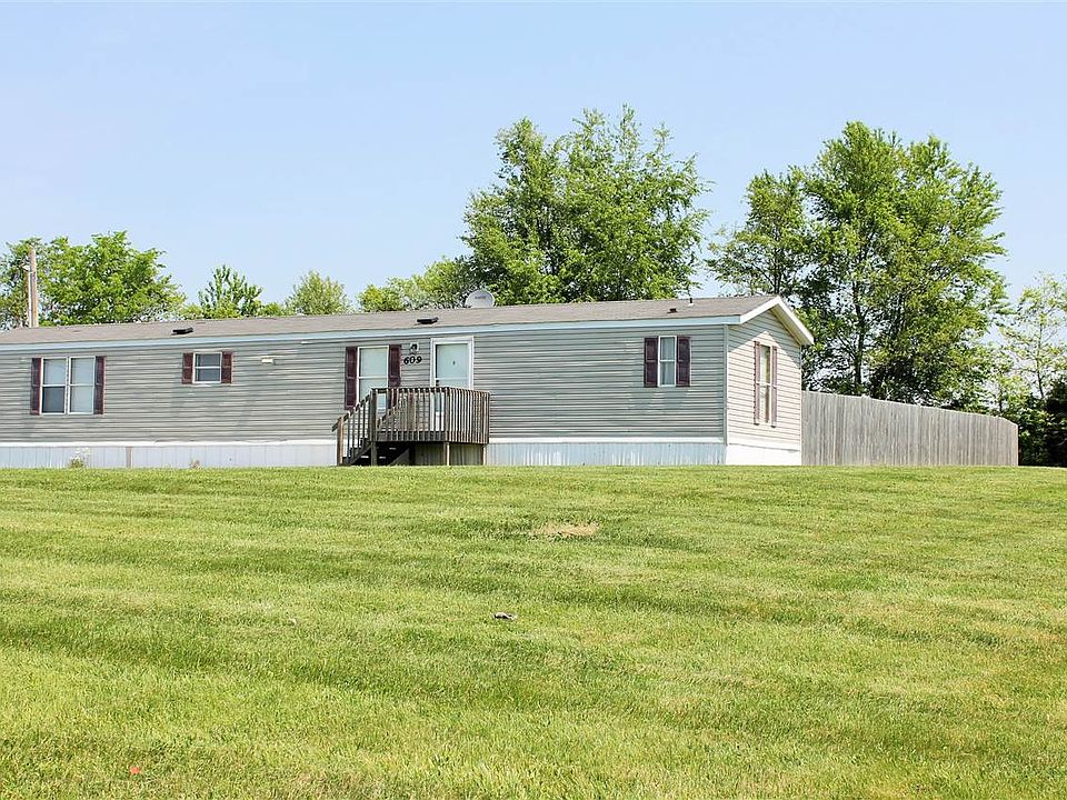 1st image of 609 Medley Dr