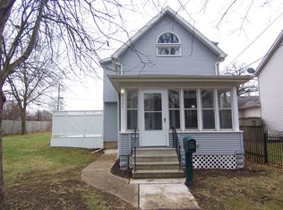 353 South Ave, Aurora, IL 60505