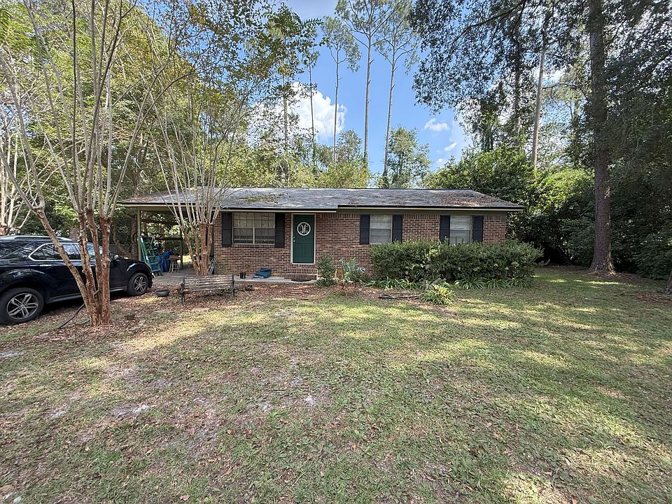 1st image of 8511 Forest Wood Dr