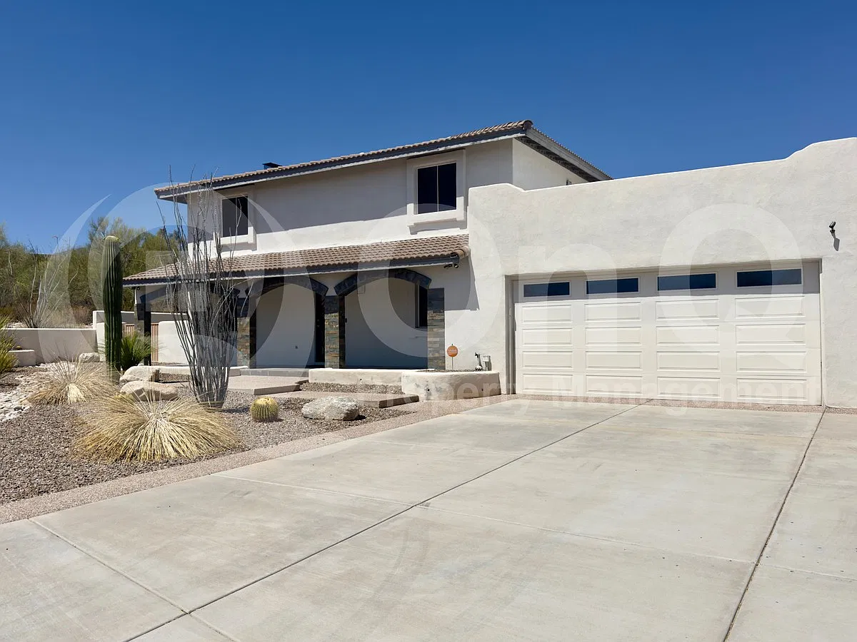 3 bed, 3.0 bath, 2486 sqft, $3,175 — Photo 2