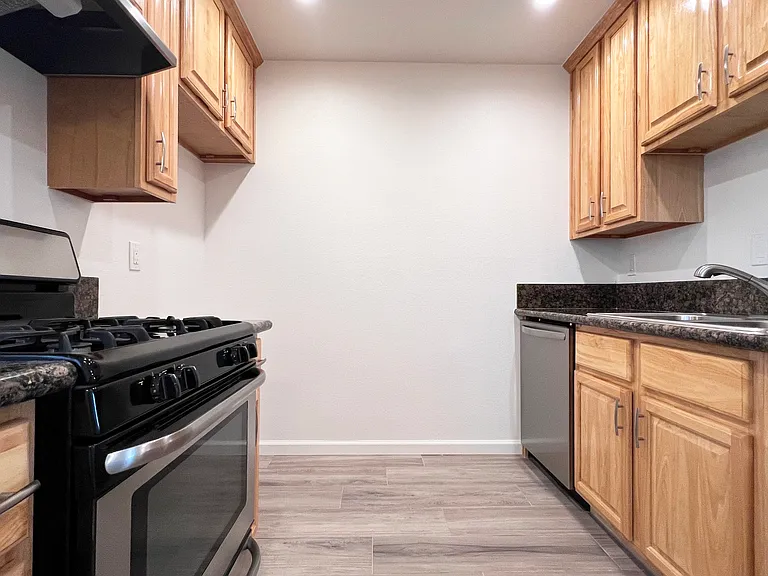 6452 Orange Ave #2 — Photo 7