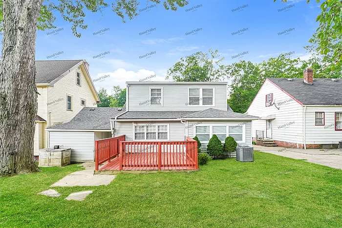 1585 Sheffield Rd — Photo 13