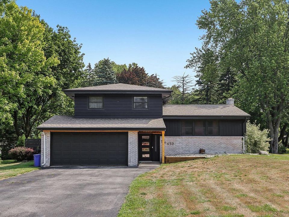 1st image of 450 Rip Van Winkle DRIVE