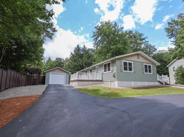 28 Emerson Drive, Barnstead, NH 03225