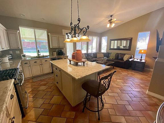 Open Kitchen/Family Room