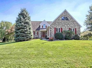 2744 Chestnut Run Rd, York, PA 17402