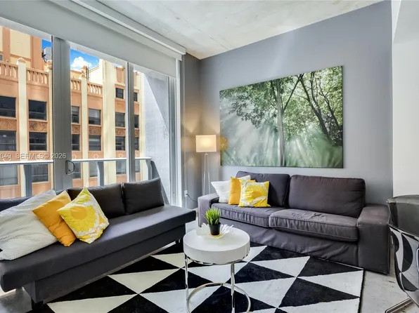 151 SE 1st St APT 1003, Miami, FL 33131