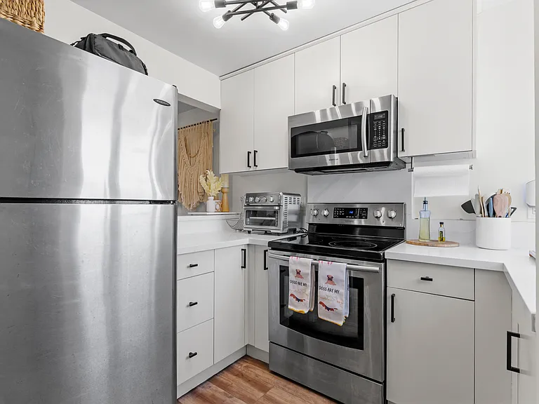 2828 University Ave #503 — Photo 10