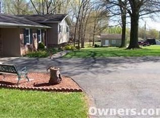 181 Cedar Run Rd, Dobson, NC 27017