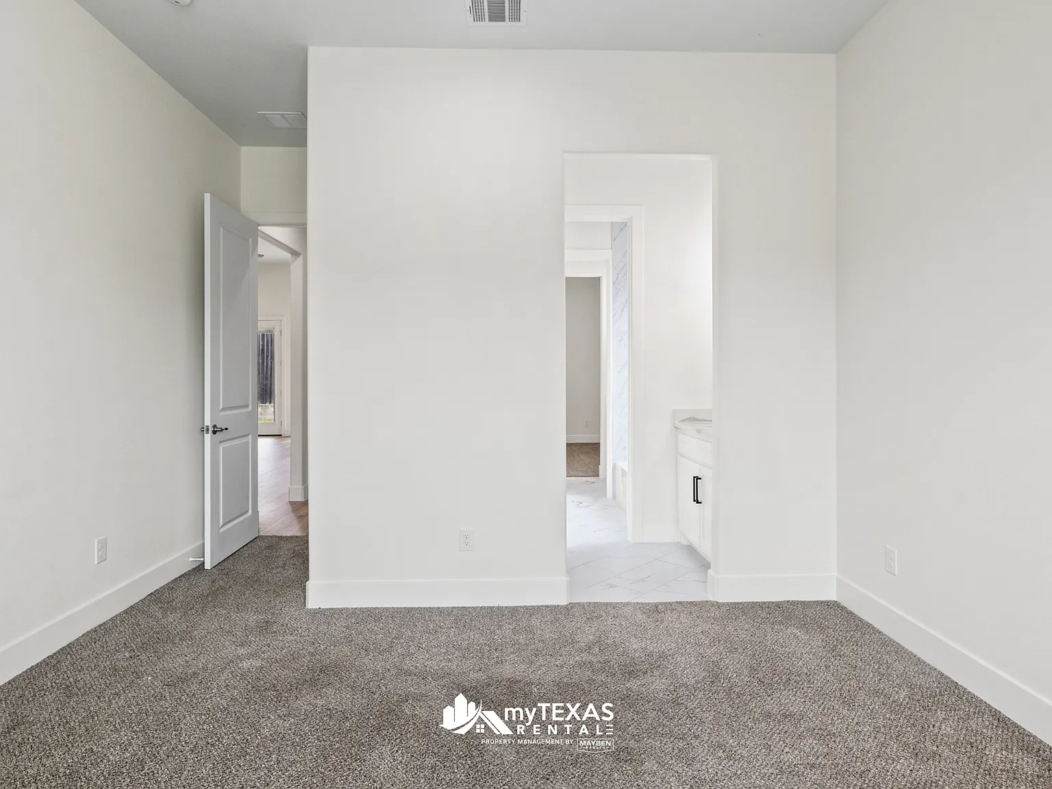 255 Kathryn's Court - 1 — Photo 4