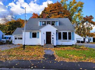 40 Locke St, Saco, ME 04072
