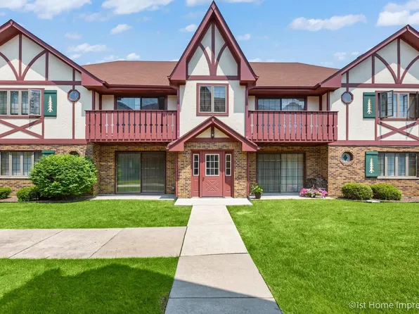 11715 S Matterhorn Cir APT 102, Palos Park, IL 60464