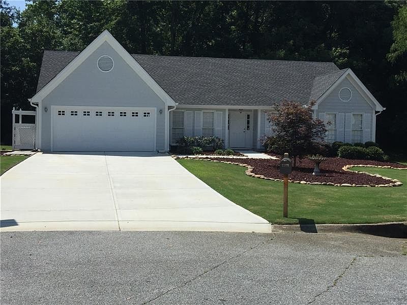 1st image of 2275 Valley Wood Dr