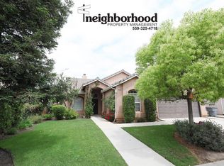 2790 E Deyoung Dr, Fresno, CA 93720