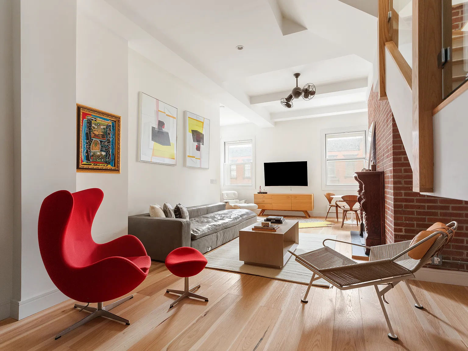 521 West 47th Street — Photo 2