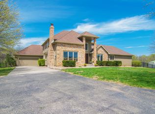 24450 W 207th St, Spring Hill, KS 66083