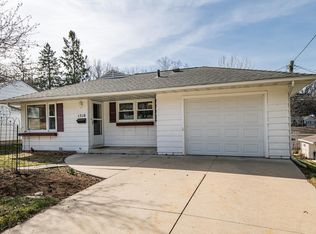 1510 15th St NE, Rochester, MN 55906