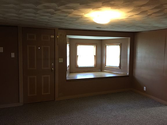 Bay window with seating area