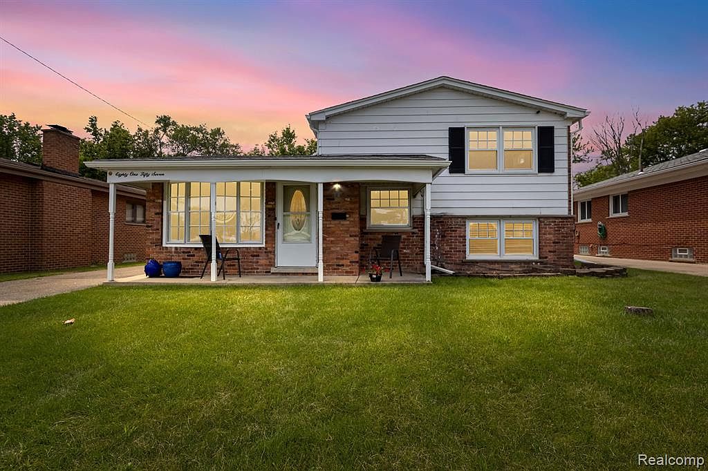 8157 Kinmore St, Dearborn Heights, MI 48127 MLS 20240053445 Zillow