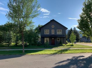 1041 Cd Olena Dr, Hailey, ID 83333