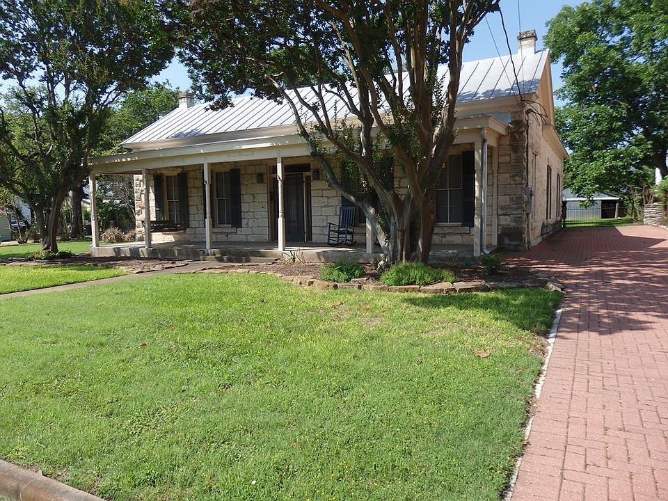 1st image of 503 W Austin St