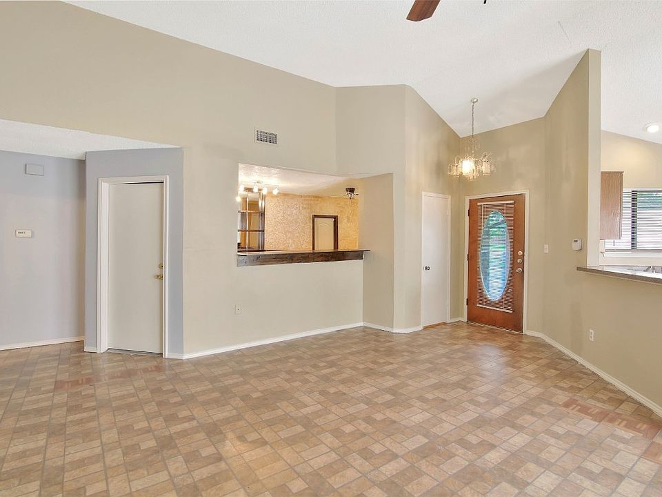 1st image of 918 Lemontree Dr