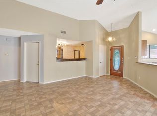 918 Lemontree Dr, Arlington, TX 76017