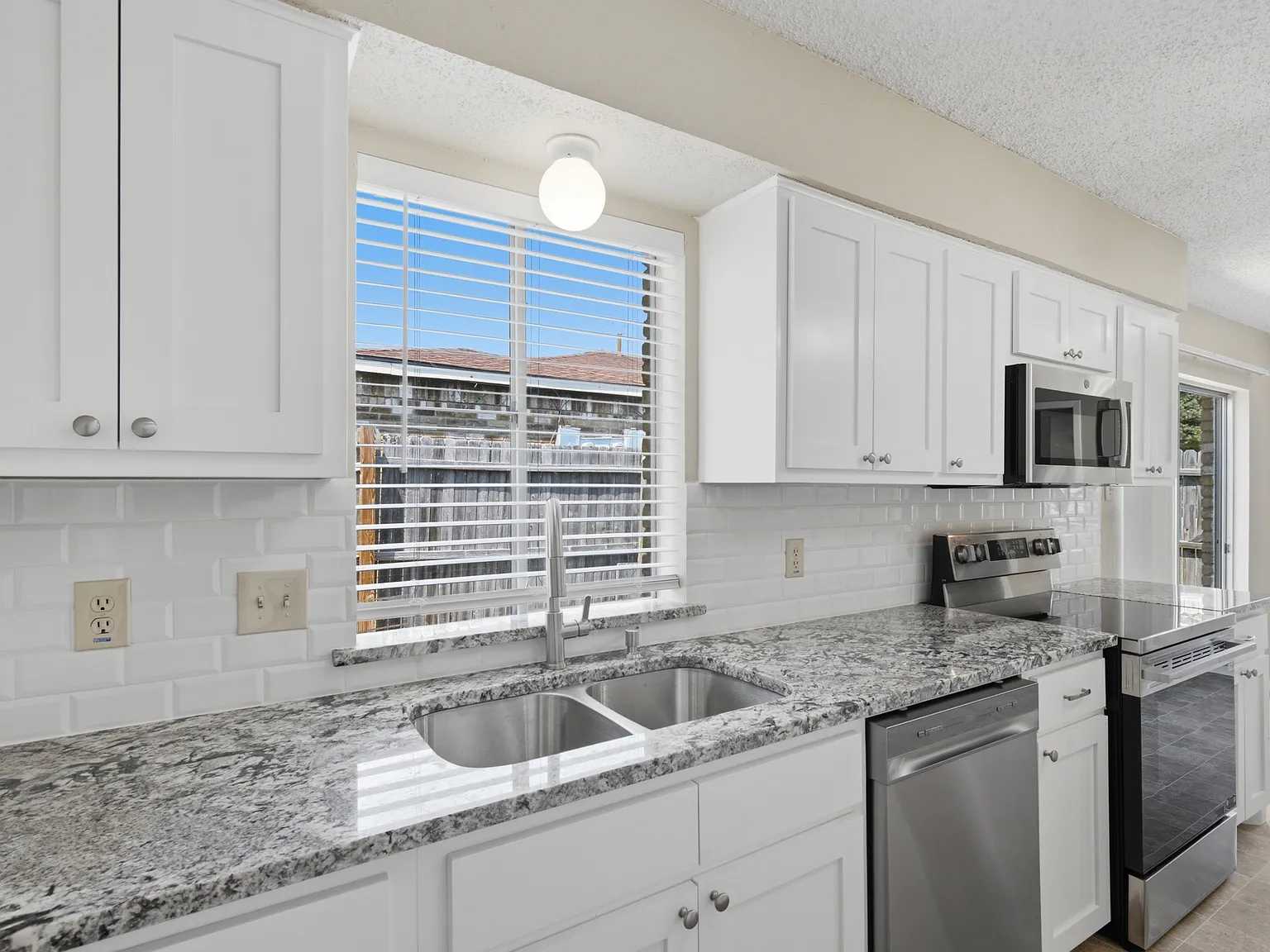 1203 Custer Road Richardson, TX 75080 - 1 — Photo 2