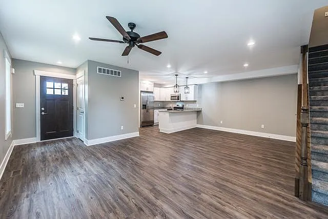 5883 Scenic Bluff Dr — Photo 8