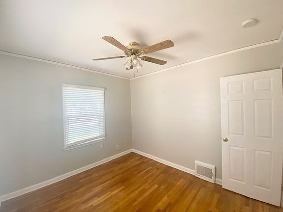 2nd image of 3942 57th St